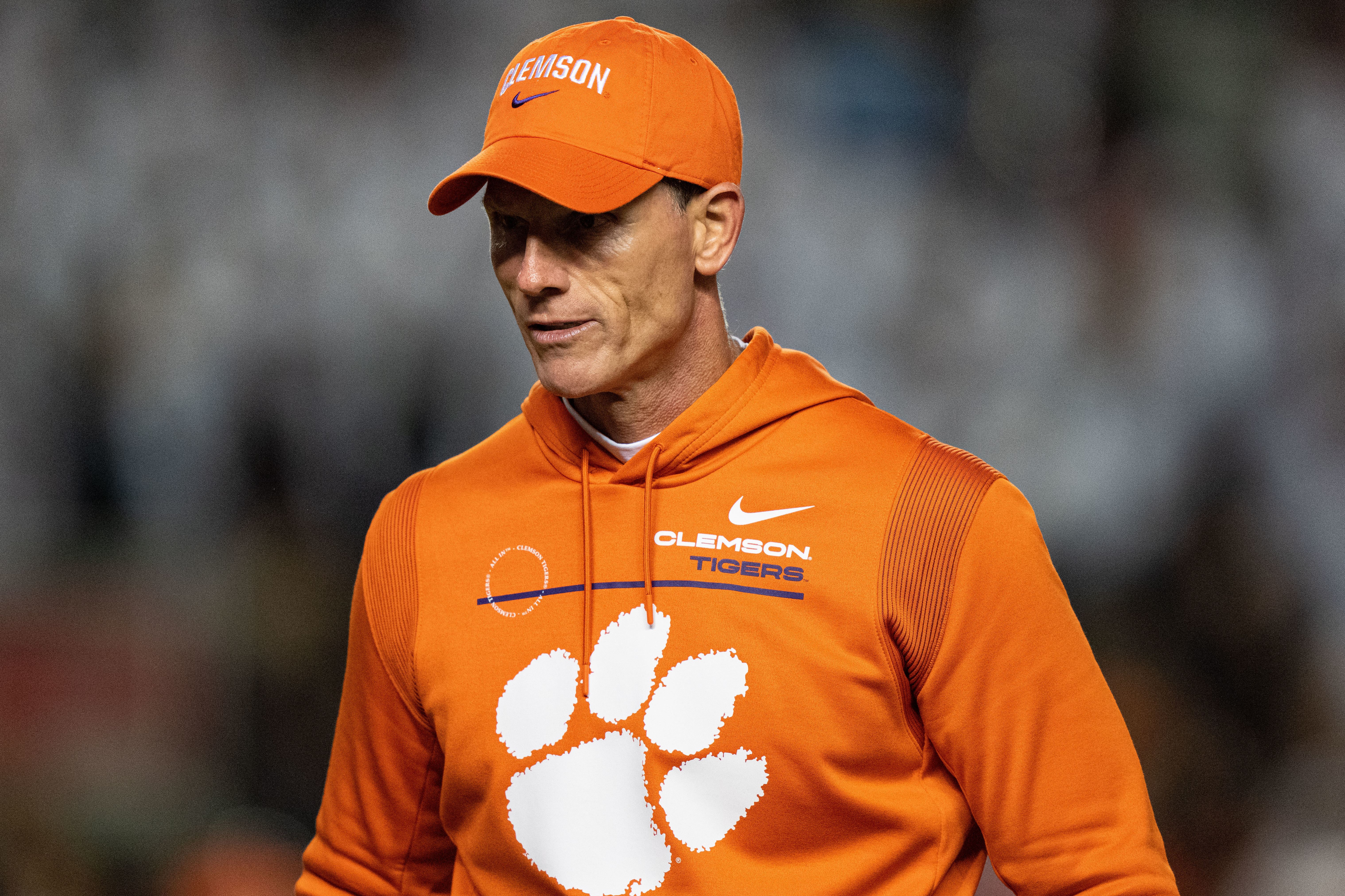 Report: Clemson's Brent Venables, Oklahoma Finalize Contract After Lincoln Riley..