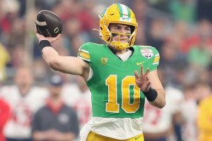 2024 Senior Bowl Takeaways: Bo Nix's Struggles Could Cause His Draft Stock to Plummet