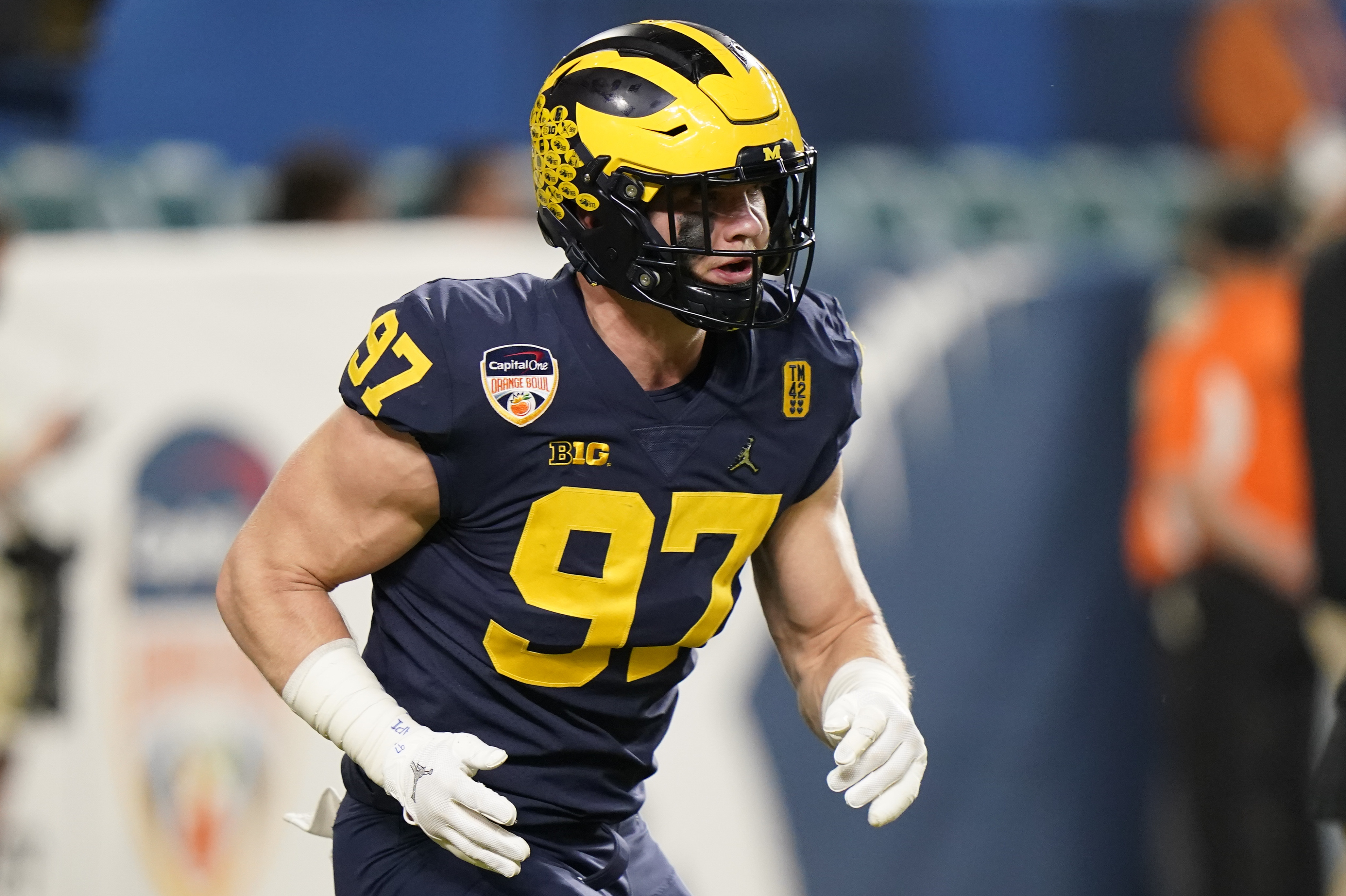 Mel Kiper 2022 NFL Mock Draft 1.0: ESPN Guru Gives Early Look Ahead of Full Release thumbnail