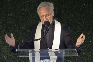 Notre Dame President Calls Out 'Undesirable' NCAA Settlement as 'Temporary' Solution