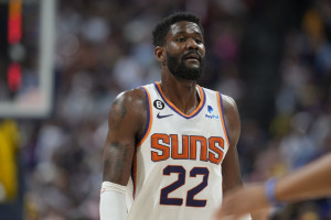 New York Basketball on X: Suns announce Amar'e Stoudemire's jersey will be  retired Date TBA – maybe when Knicks visit? STAT averaged 21.4 points, 8.9  rebounds & 1.4 blocks 8 seasons in
