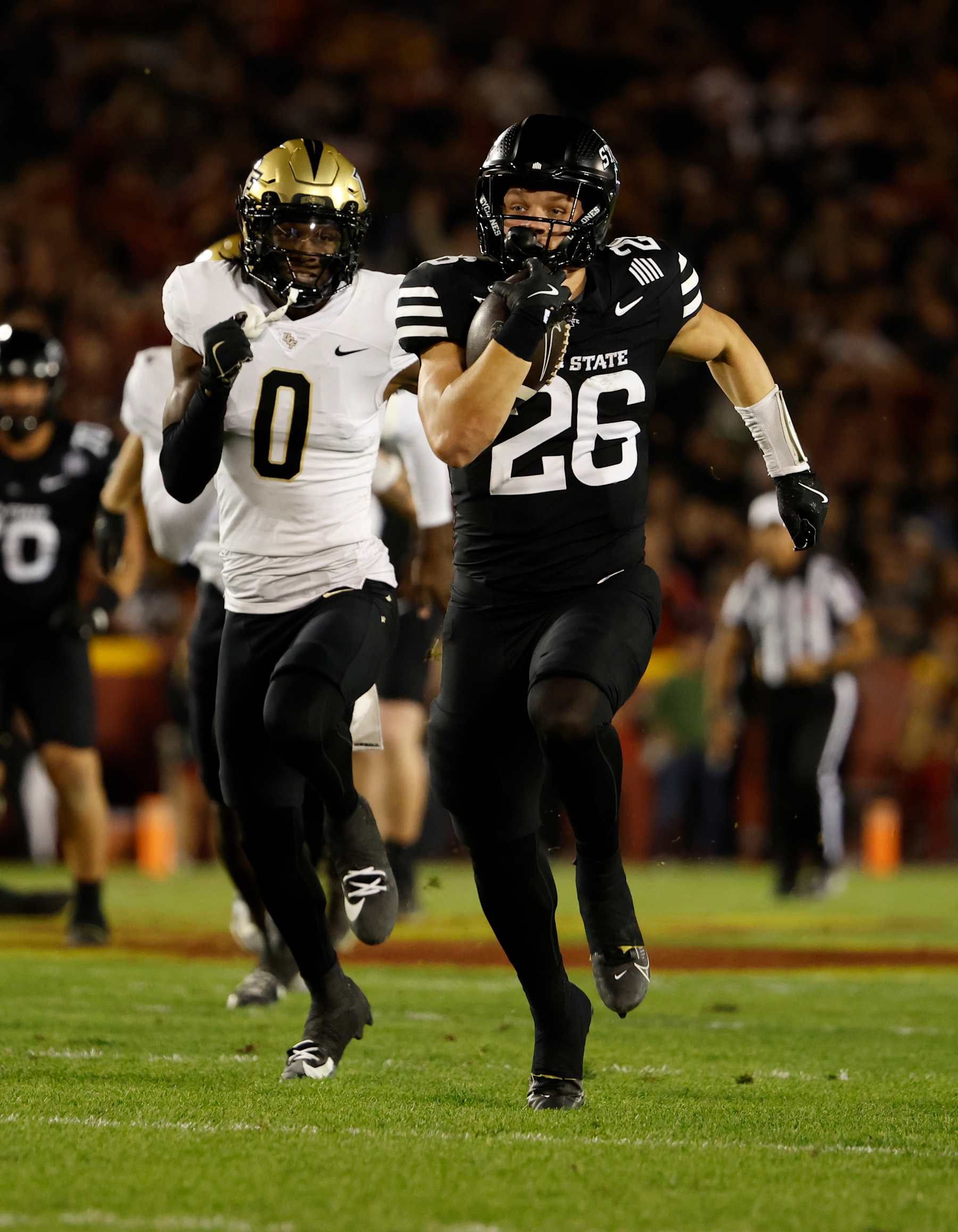 Brandon Adams: Potential 5th-Round Pick with Mixed Skills