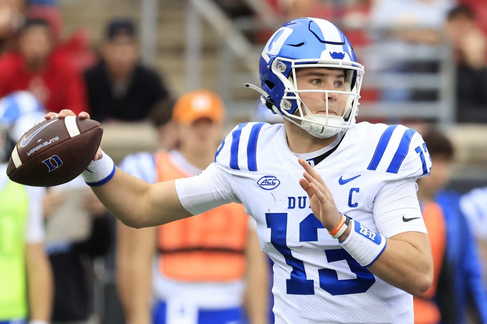LOUISVILLE, KENTUCKY - OCTOBER 28: Riley Leonard #13 of the Duke Blue Devils throws a pass in the game against the Louisville Cardinals at Cardinal Stadium on October 28, 2023 in Louisville, Kentucky. (Photo by Justin Casterline/Getty Images)