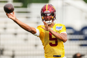 Commanders HC: Jayden Daniels Has Been 'Outstanding'; Timeline to Be QB1 Unchanged