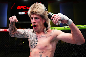 UFC's Brendan Allen, Marvin Vettori Brawl on Video at Casino After PFL Fights
