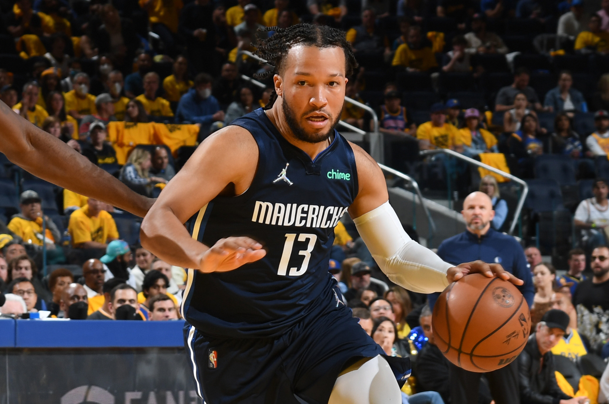 SAN FRANCISCO, CA - MAY 20: Jalen Brunson #13 of the Dallas Mavericks dribbles the ball during Game 2 of the 2022 NBA Playoffs Western Conference Finals against the Golden State Warriors on May 20, 2022 at Chase Center in San Francisco, California. NOTE TO USER: User expressly acknowledges and agrees that, by downloading and or using this photograph, user is consenting to the terms and conditions of Getty Images License Agreement. Mandatory Copyright Notice: Copyright 2022 NBAE (Photo by Noah Graham/NBAE via Getty Images) SAN FRANCISCO, CA - MAY 20: Jalen Brunson #13 of the Dallas Mavericks dribbles the ball during Game 2 of the 2022 NBA Playoffs Western Conference Finals against the Golden State Warriors on May 20, 2022 at Chase Center in San Francisco, California. NOTE TO USER: User expressly acknowledges and agrees that, by downloading and or using this photograph, user is consenting to the terms and conditions of Getty Images License Agreement. Mandatory Copyright Notice: Copyright 2022 NBAE (Photo by Noah Graham/NBAE via Getty Images)