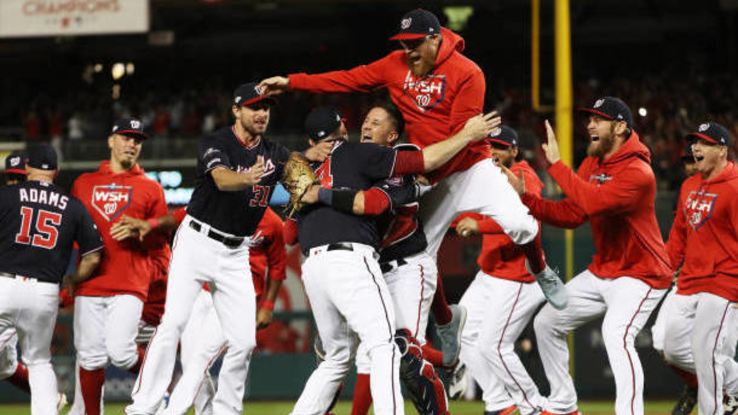 344 Washington Nationals Scoreboard Stock Photos, High-Res Pictures, and  Images - Getty Images