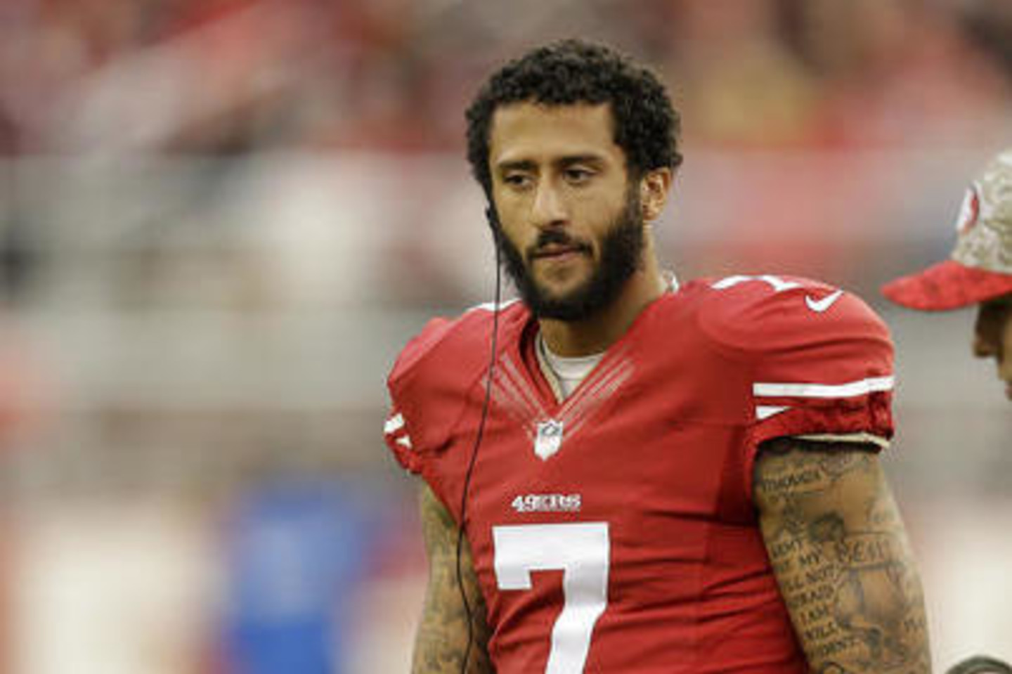 Report: 49ers plan to keep Colin Kaepernick unless blown away by trade  offer