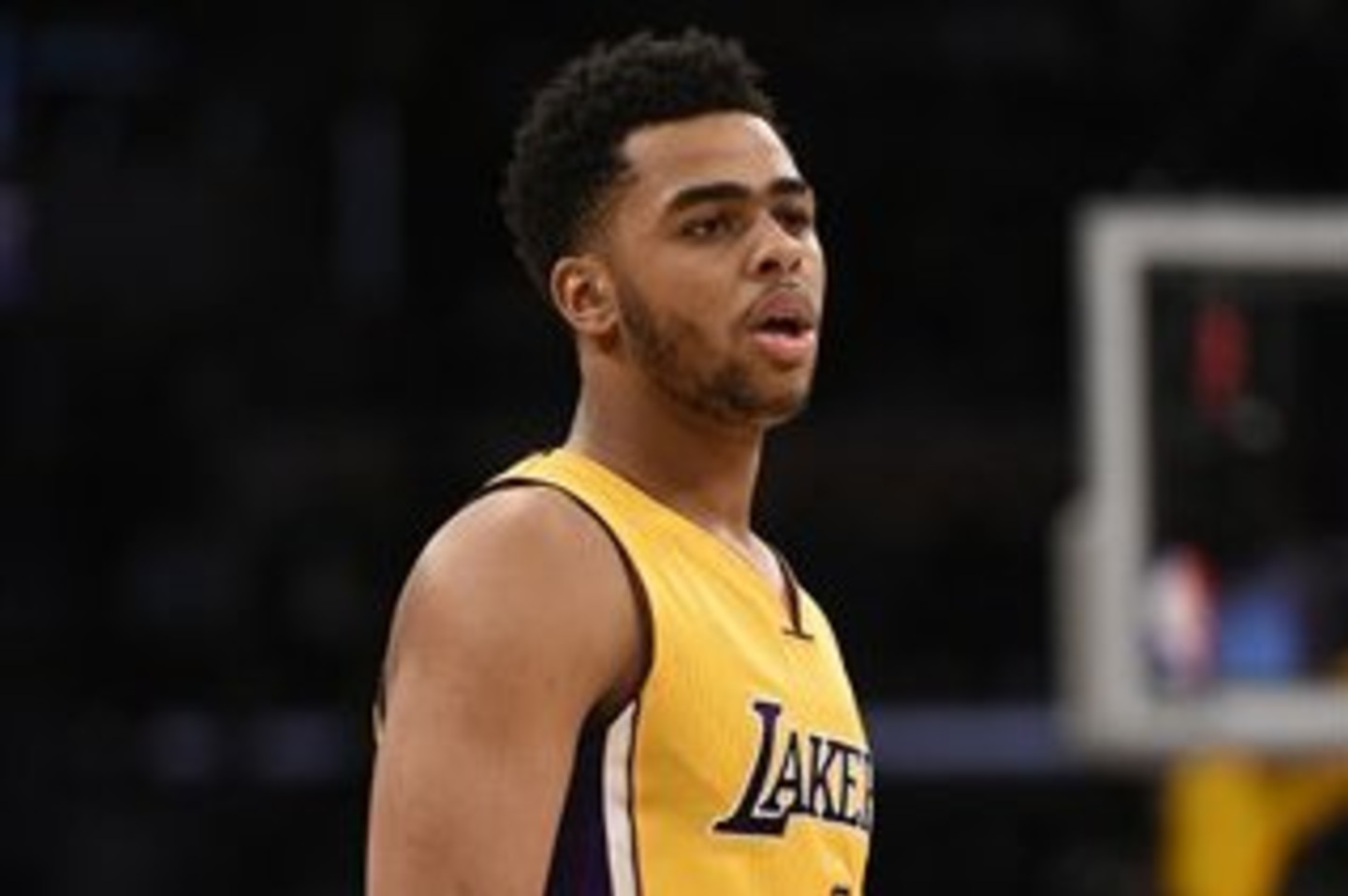 SI Photo Blog — Los Angeles Lakers rookie D'Angelo Russell puts