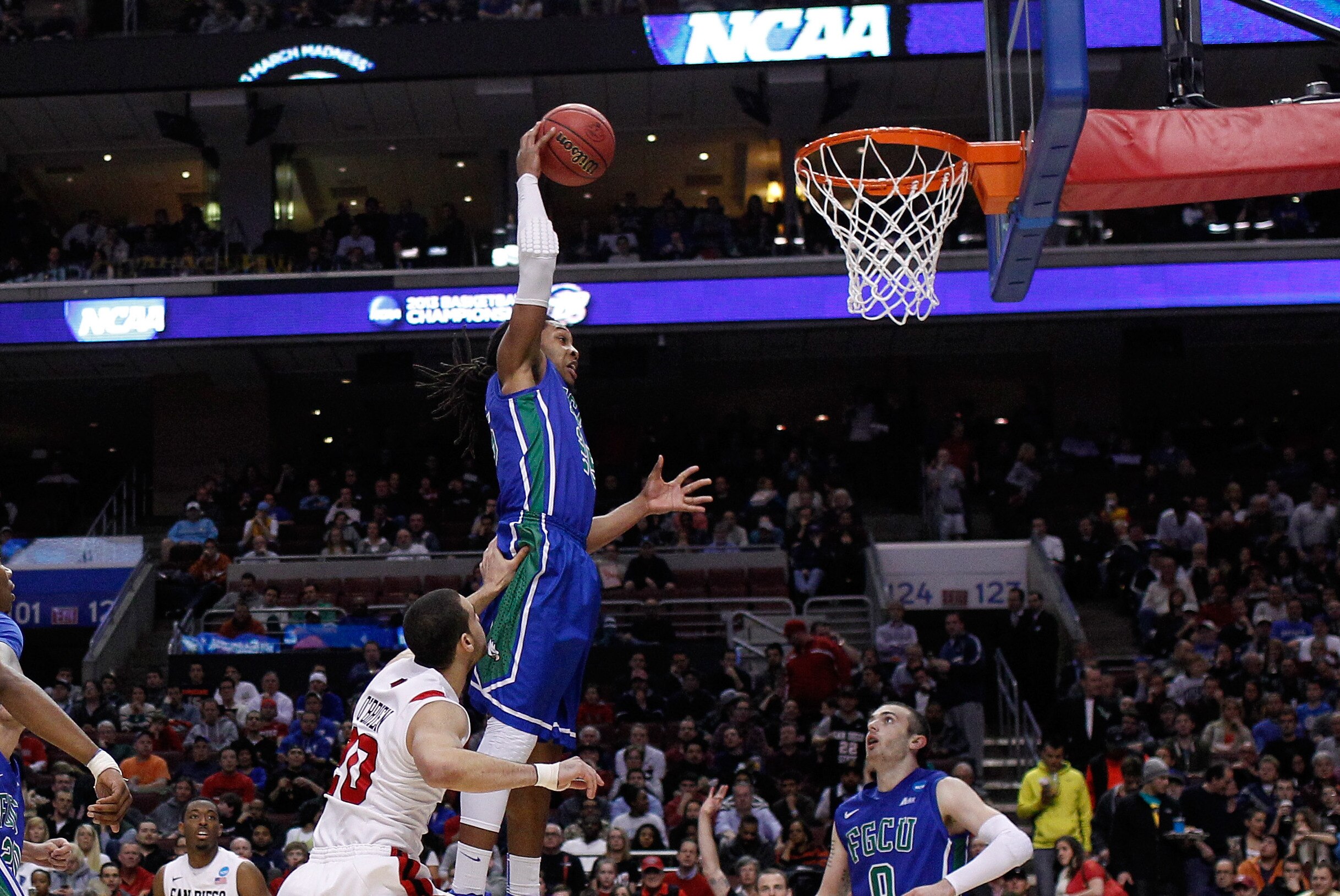 PHILADELPHIA, PA - MARCH 24: Sherwood Brown #25 of the Florida Gulf Coast Eagles goes up for a shot in the lane against the San Diego State Aztecs during the third round of the 2013 NCAA Men's Basketball Tournament at Wells Fargo Center on March 24, 2013 in Philadelphia, Pennsylvania. (Photo by Rob Carr/Getty Images)