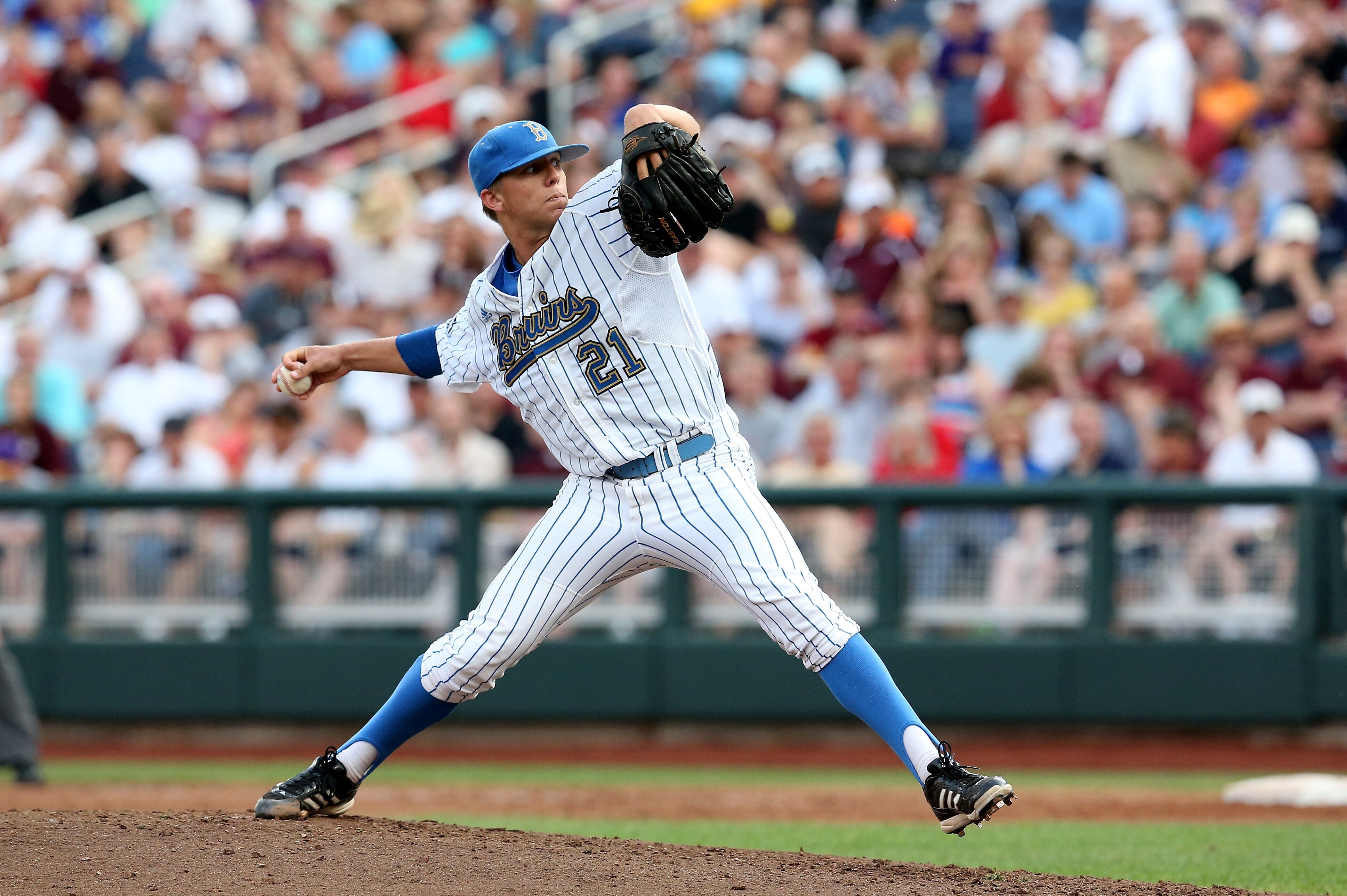 OMAHA, NE - JUNE 25: Nick Vander Tuig #21 of the UCLA Bruins throws a pitch against the Mississippi State Bulldogs during game two of the College World Series Finals on June 25, 2013 at TD Ameritrade Park in Omaha, Nebraska. (Photo by Stephen Dunn/Getty Images)