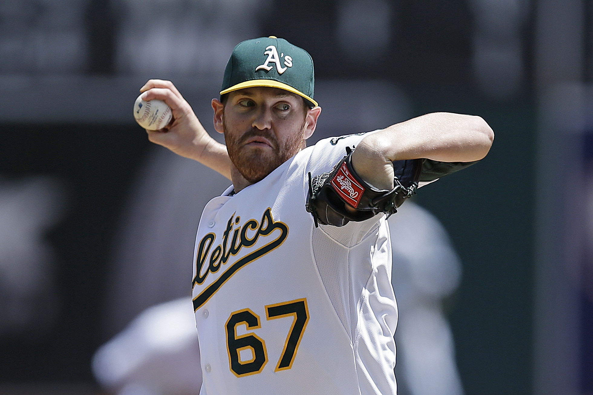 Oakland Athletics' Dan Straily works against the Seattle Mariners in the first inning of a baseball game Wednesday, May 7, 2014, in Oakland, Calif. (AP Photo/Ben Margot)