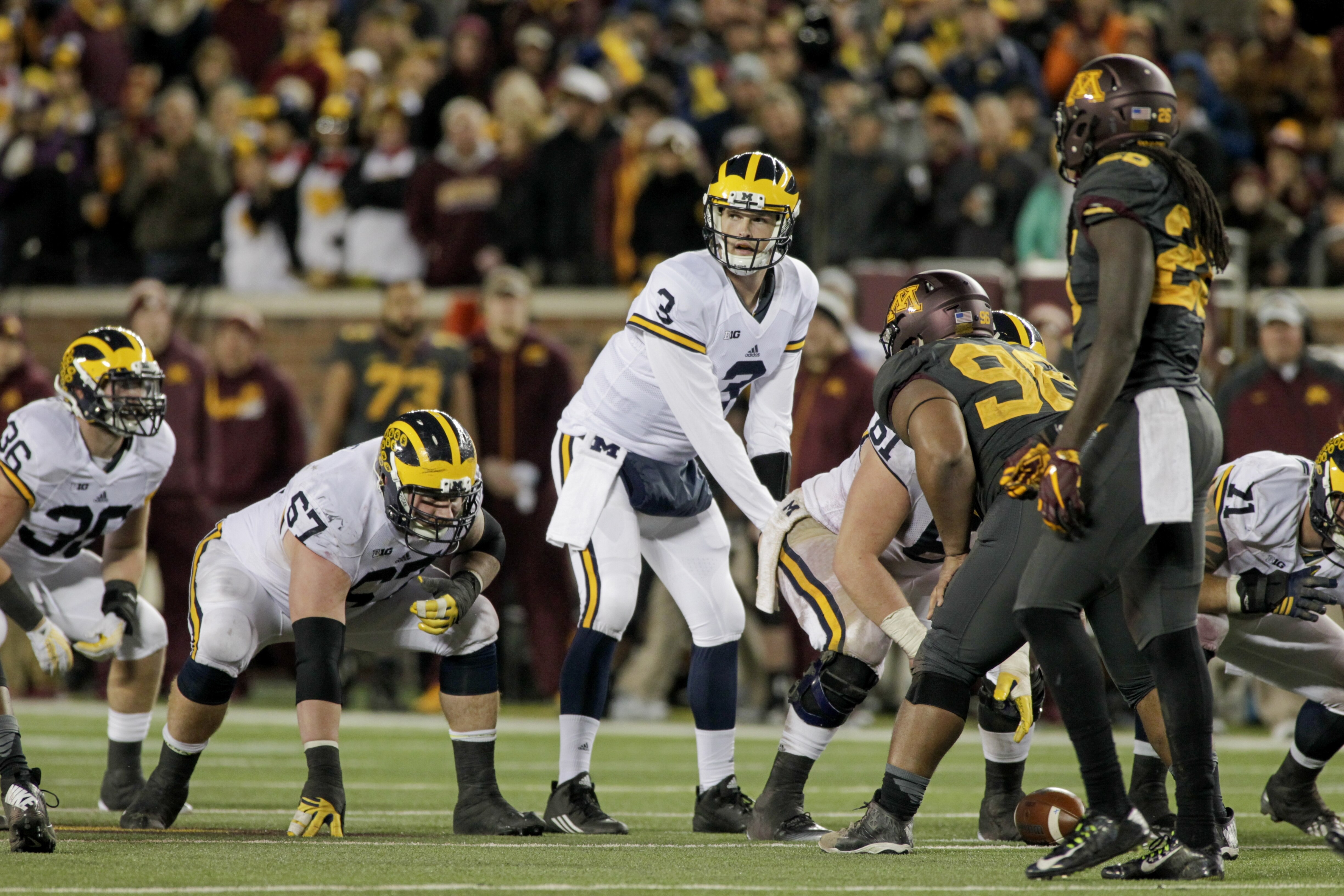 Michigan quarterback Wilton Speight (3) plays during an NCAA college football game against Minnesota, Saturday, Oct. 31, 2015 in Minneapolis. (AP Photo/Paul Battaglia)