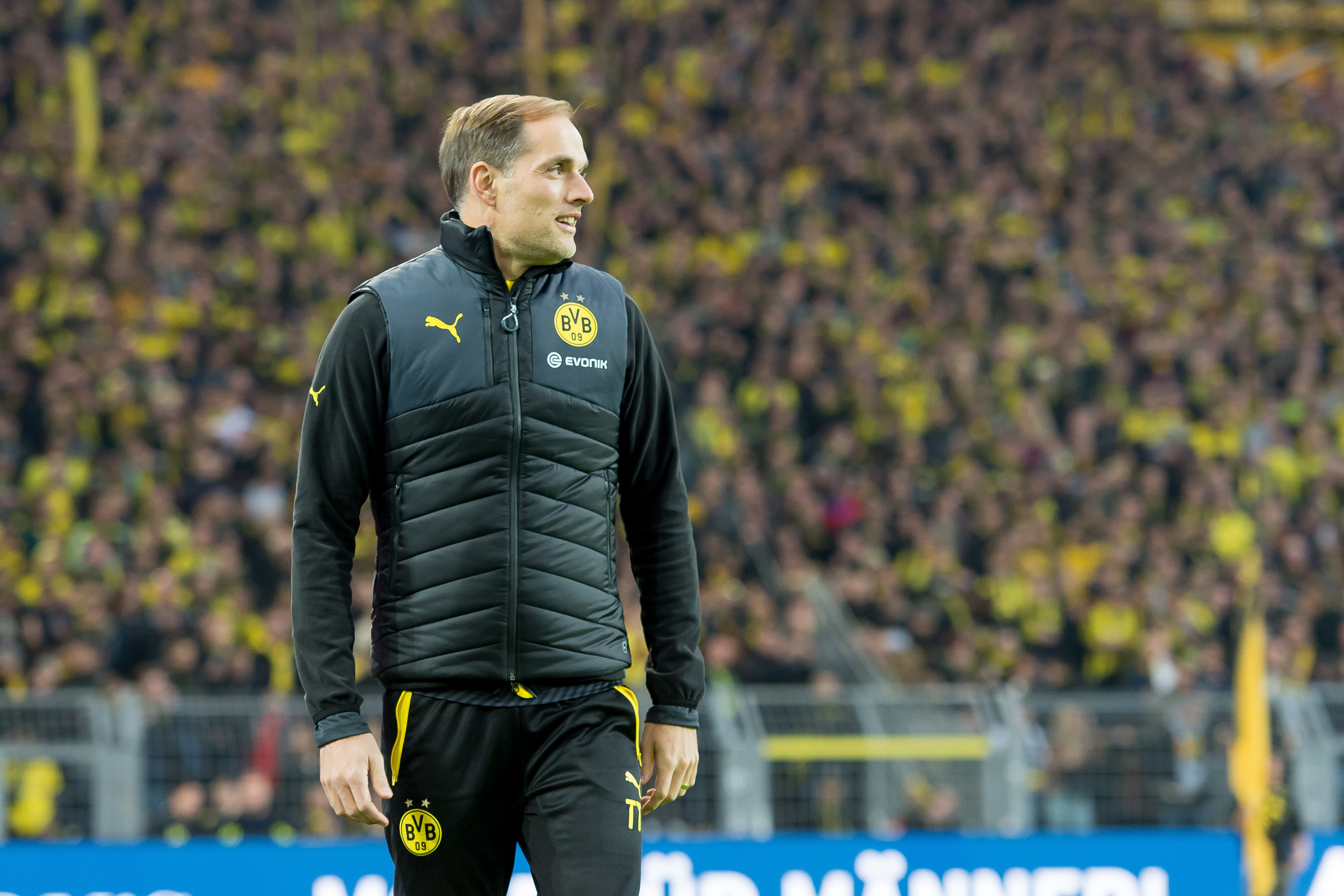 Dortmund, Germany 14.10.2016, 1.Bundesliga 9. Spieltag, BV Borussia Dortmund - FC Schalke 04, Trainer Thomas Tuchel (BVB) (Photo by TF-Images/Getty Images)