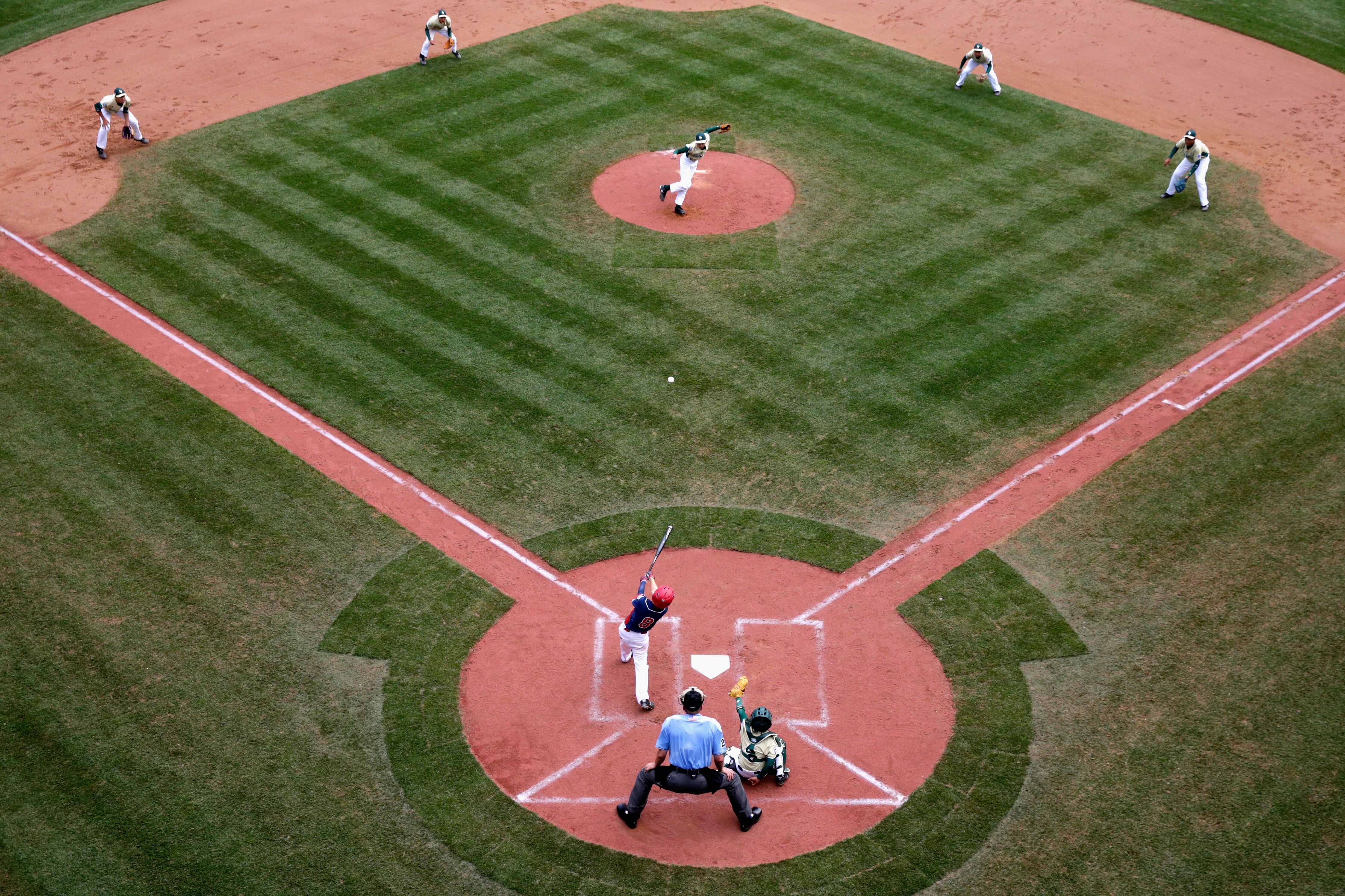 SOUTH WILLIAMSPORT, PA - AUGUST 28: Conner Rush #8 of Mid-Atlantic Team from New York hits an RBI single in the fourth inning against the Asia-Pacific team from South Korea during the Little League World Series Championship Game at Lamade Stadium on August 28, 2016 in South Williamsport, Pennsylvania. (Photo by Rob Carr/Getty Images)