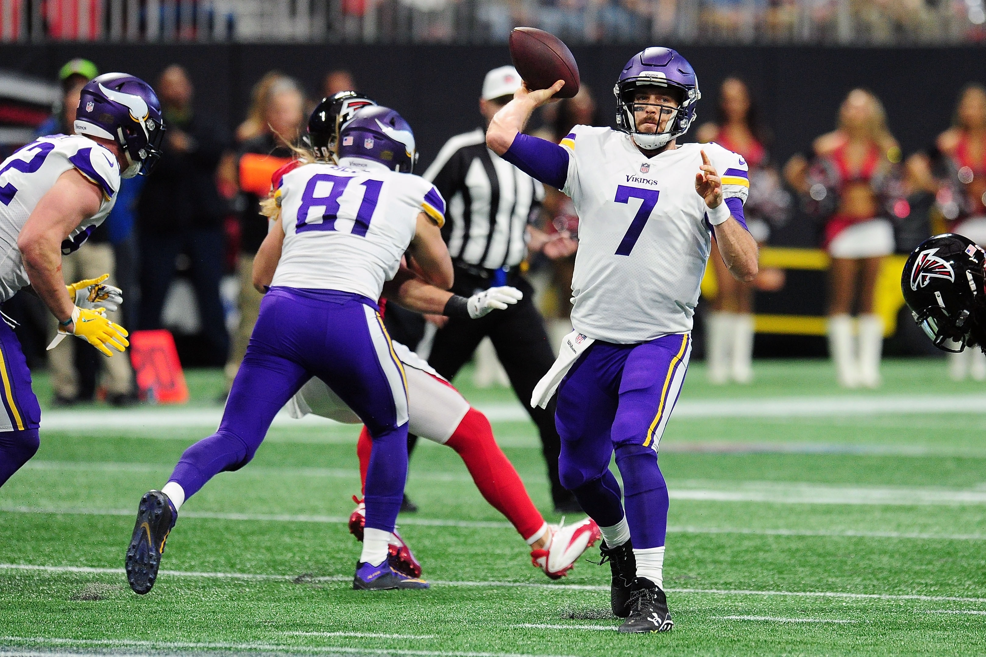 ATLANTA, GA - DECEMBER 03: Case Keenum #7 of the Minnesota Vikings throws a pass during the first half against the Atlanta Falcons at Mercedes-Benz Stadium on December 3, 2017 in Atlanta, Georgia. (Photo by Scott Cunningham/Getty Images)