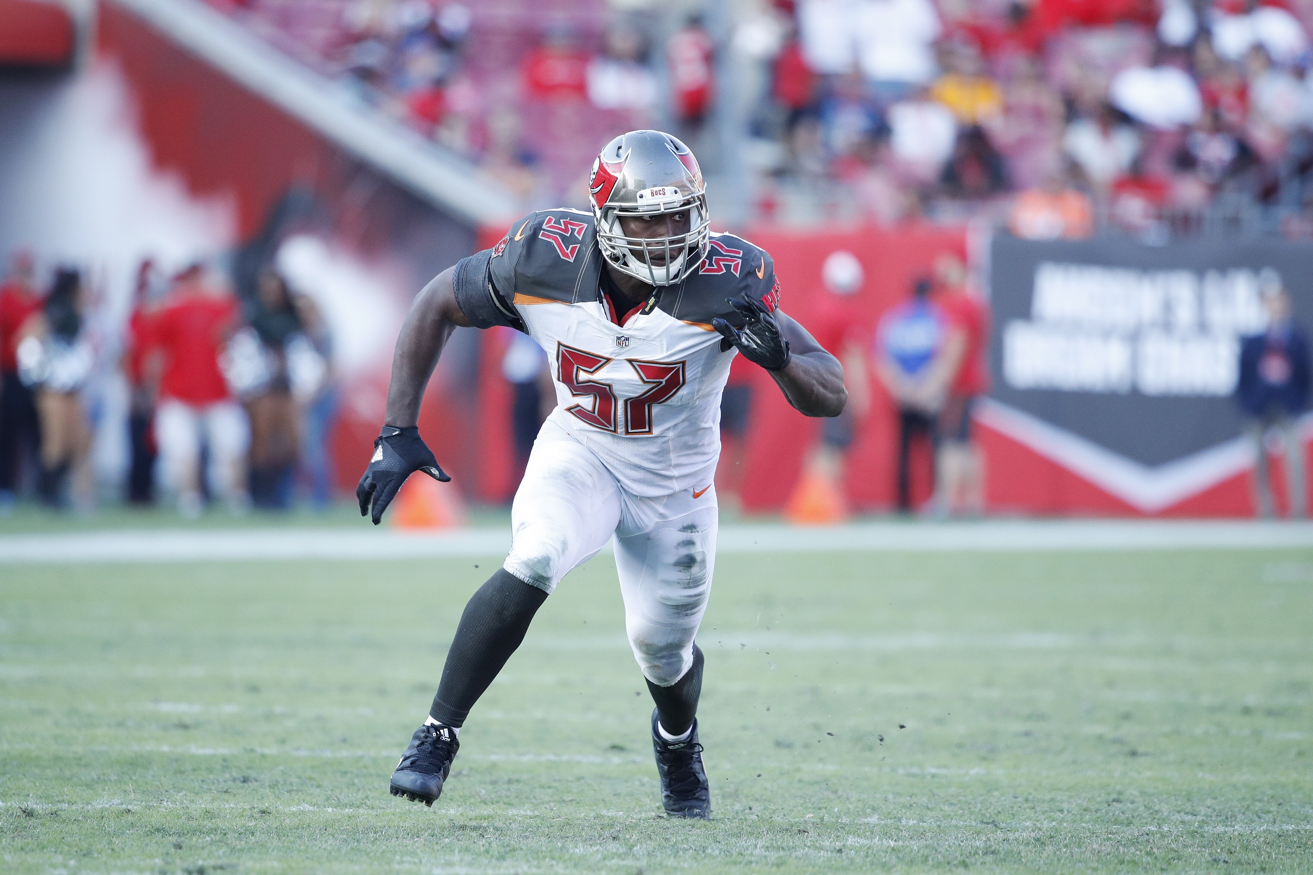TAMPA, FL - NOVEMBER 13: Noah Spence #57 of the Tampa Bay Buccaneers in action against the Chicago Bears during the game at Raymond James Stadium on November 13, 2016 in Tampa, Florida. The Bucs defeated the Bears 36-10. (Photo by Joe Robbins/Getty Images)