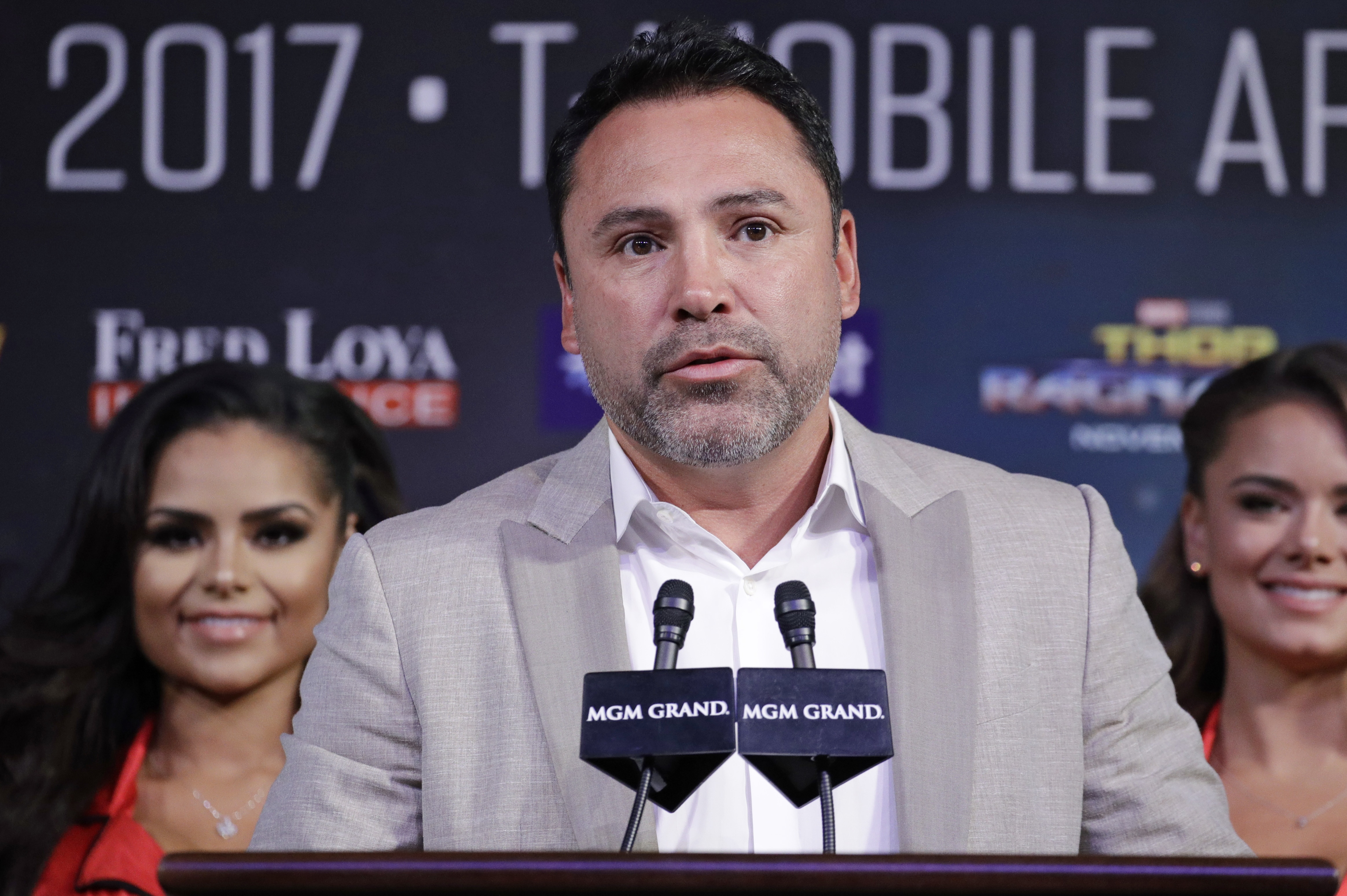Oscar de la Hoya speaks during a news conference Wednesday, Sept. 13, 2017, in Las Vegas. (AP Photo/John Locher)