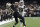 El jugador de los Rams de Los Angeles Nickell Robey-Coleman intercepta un pase al wide receiver Tommylee Lewis de los Saints de Nueva Orleáns en la segunda mitad  del partido de campeonato de la Conferencia Nacional de la NFL el domingo, 20 de enero del 2019. (AP Foto/Gerald Herbert)