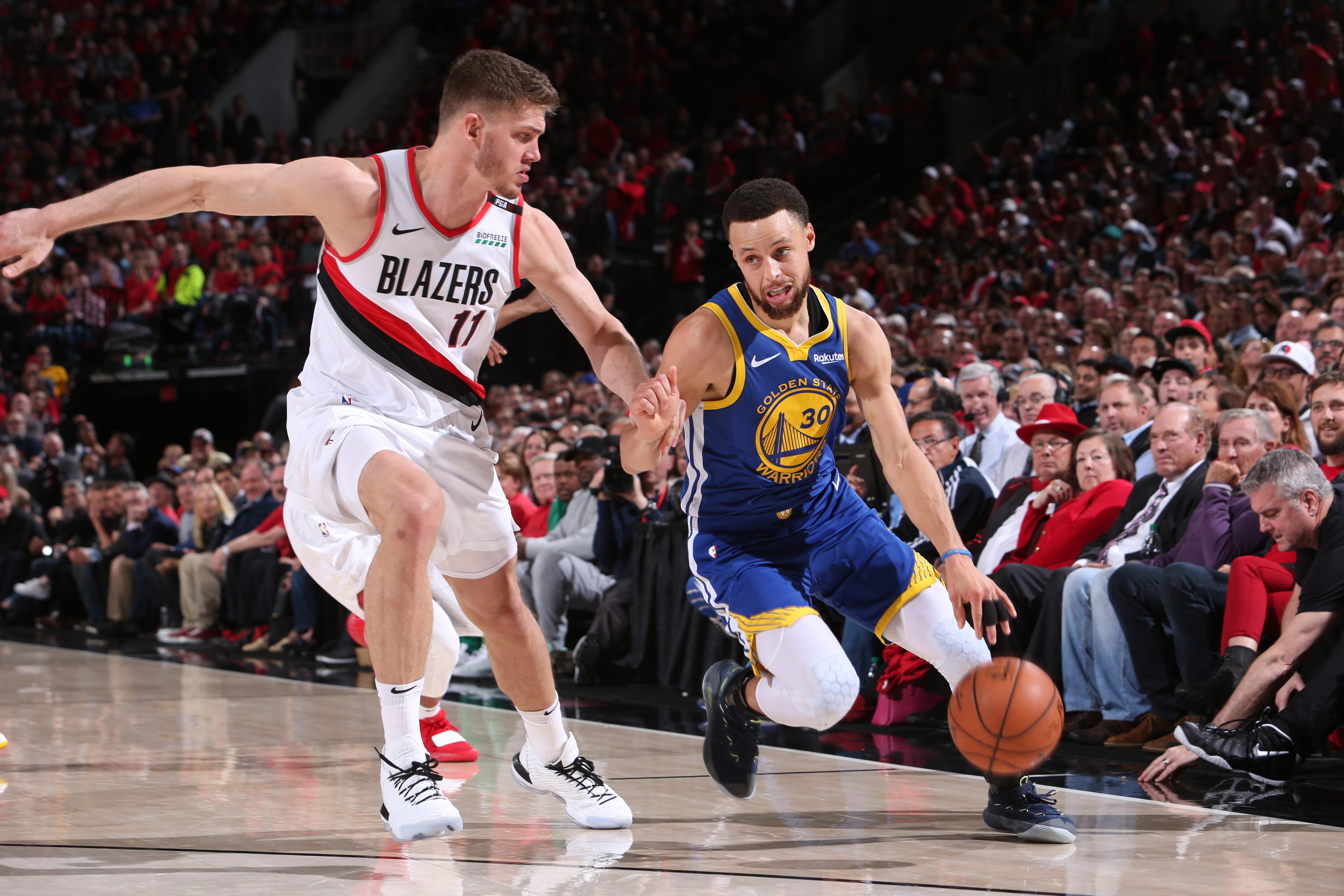 PORTLAND, OR - MAY 20: Stephen Curry #30 of the Golden State Warriors handles the ball against the Portland Trail Blazers during Game Four of the Western Conference Finals on May 20, 2019 at the Moda Center in Portland, Oregon. NOTE TO USER: User expressly acknowledges and agrees that, by downloading and/or using this photograph, user is consenting to the terms and conditions of the Getty Images License Agreement. Mandatory Copyright Notice: Copyright 2019 NBAE (Photo by Sam Forencich/NBAE via Getty Images)