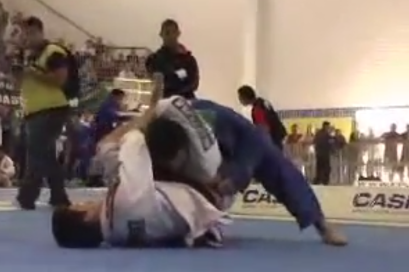 Body Triangle with Shoulder Lock by Demian Maia 