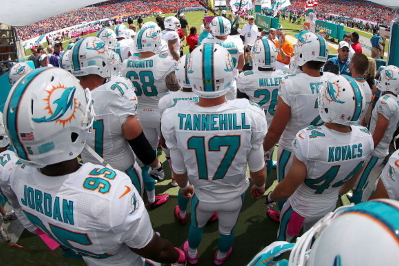 Ryan Tannehill throws for two scores as Dolphins earn 22-9 victory over  Bills - NBC Sports