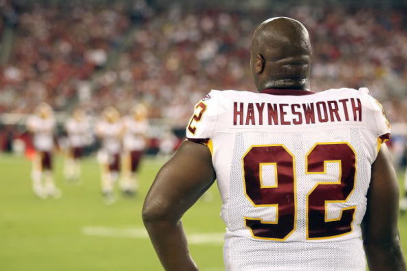 Haynesworth hit with ban - Eurosport