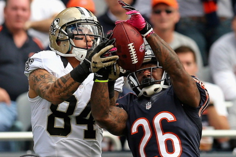 Charles Tillman of the Chicago Bears breaks up a pass intended for