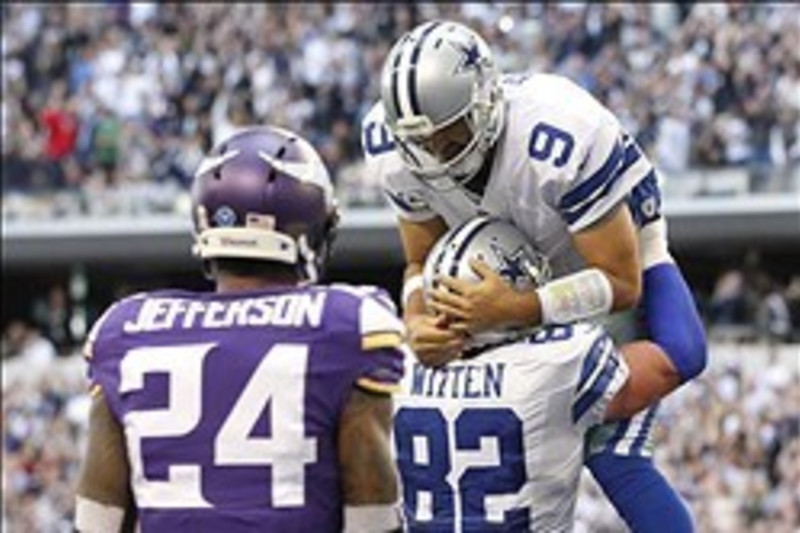 Tony Romo, first-team offense air it out in Cowboys' 20-19 win over