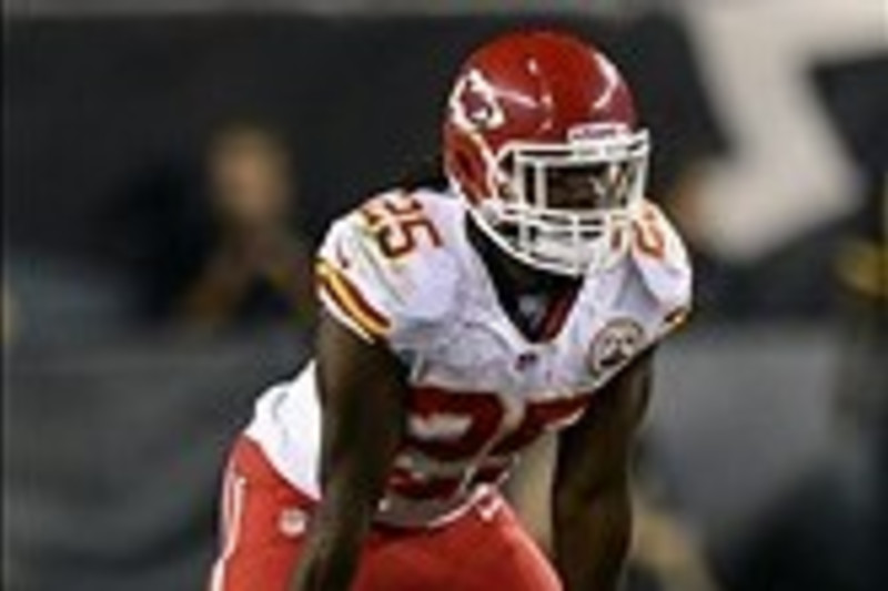 Kansas City Chiefs running back Jamaal Charles (25) goes in for a five-yard  touchdown run in the third quarter during an NFL football game Sunday, Jan.  2, 2011, in Kansas City, Mo. (