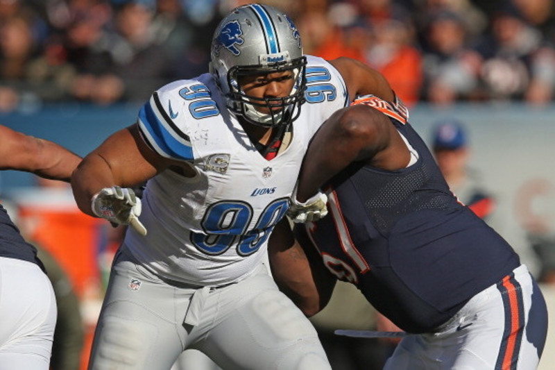 NFL Fines Lions' Ndamukong Suh $15,000 For Hit On Bears' Jay Cutler - SB  Nation Detroit