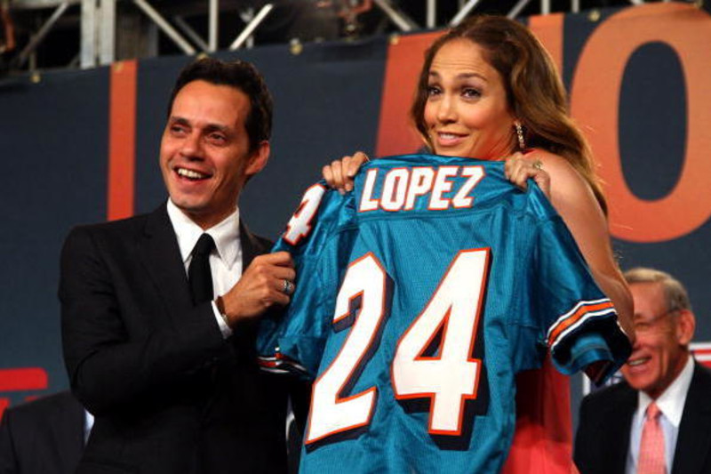 ESPN Deportes and Miami Dolphins NFL Press Conference Stock Photo