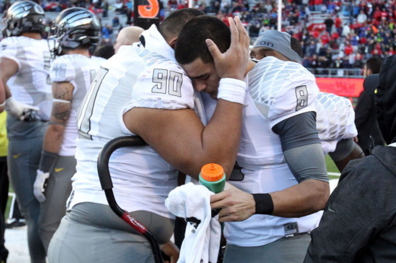 Marcus Mariota, Oregon too much for UA football to handle