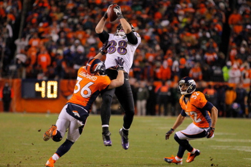 Dennis Pitta, Ravens agree to five-year, $32 million contract - Sports  Illustrated