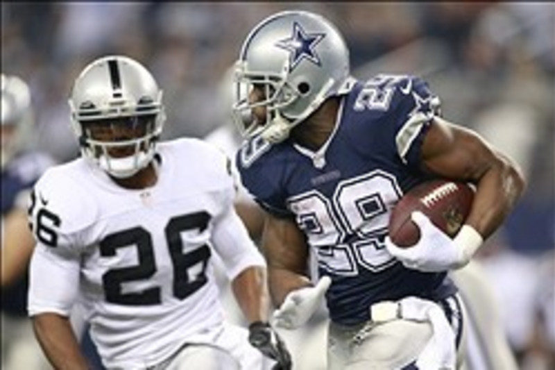 Dallas Cowboys v Oakland Raiders - Thanksgiving in Texas PICTURE SPECIAL