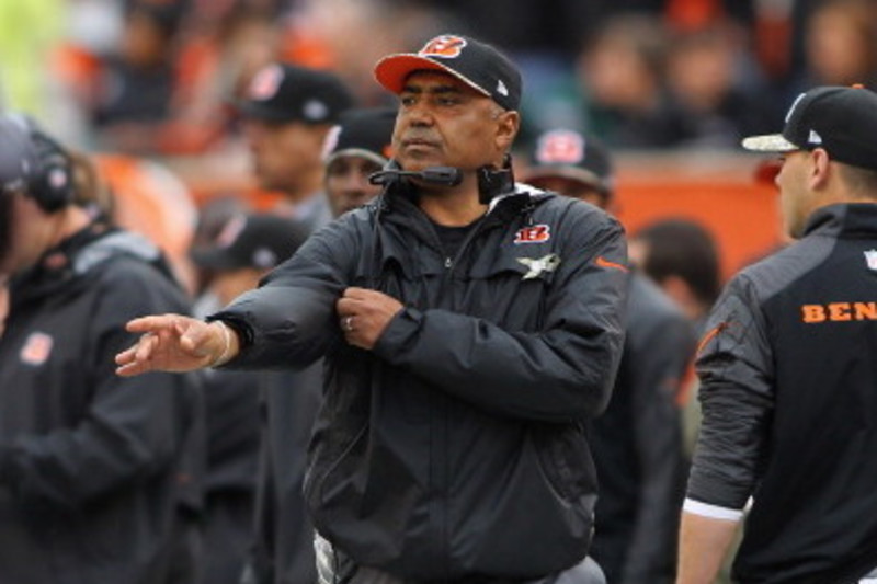 Blame Marvin Lewis for Cincinnati's out-of-control playoff meltdown