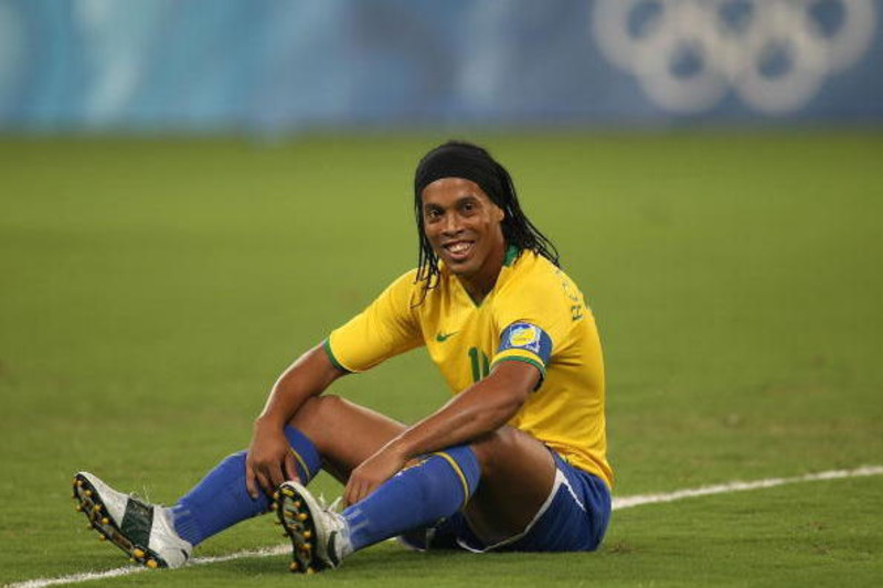 Ronaldinho (Bra) midfielder  Midfielder, Football, Superstar