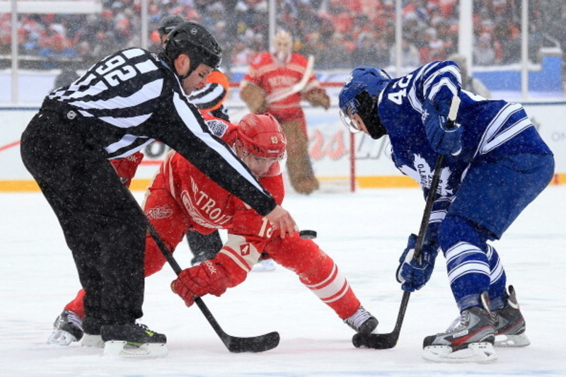 Winter Classic 2014 in photos: Toronto Maple Leafs vs. Detroit Red Wings at  snowy Michigan Stadium