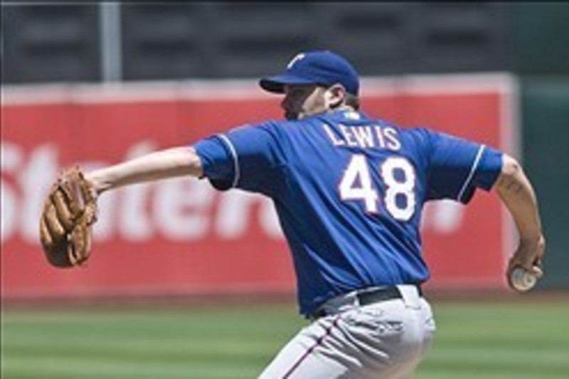 Rangers lose Martin Perez, Matt Harrison to serious injuries - MLB Daily  Dish