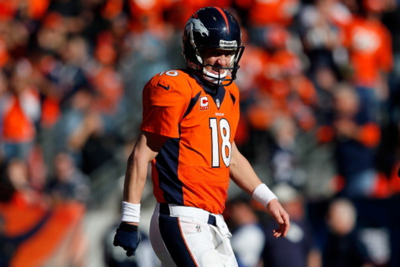 Manning stays coolest in Super Bowl cauldron