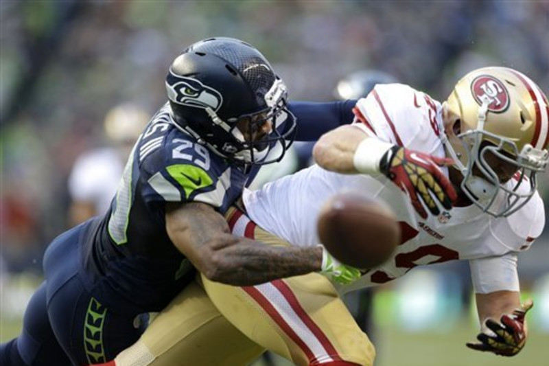 Seahawks WR Sidney Rice knocked cold on winning TD catch