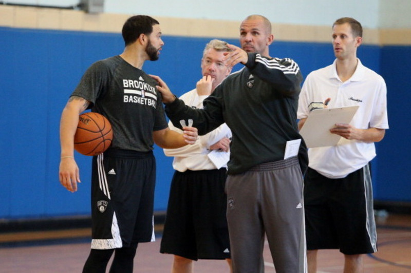 Nets' Deron Williams practices, aiming for return against Knicks