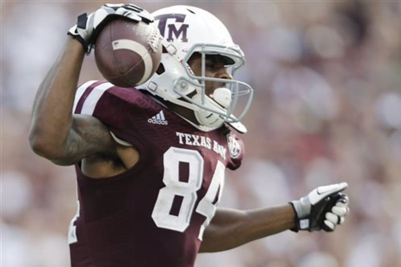 Cash Money Sports Signs Texas A&M's Mike Evans - WCCB Charlotte's CW