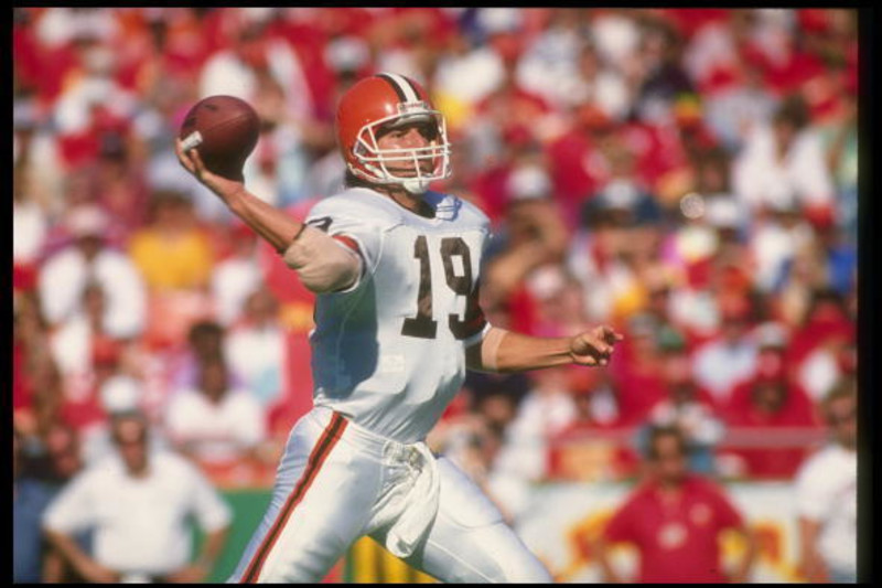 Order a personalised video from Bernie Kosar