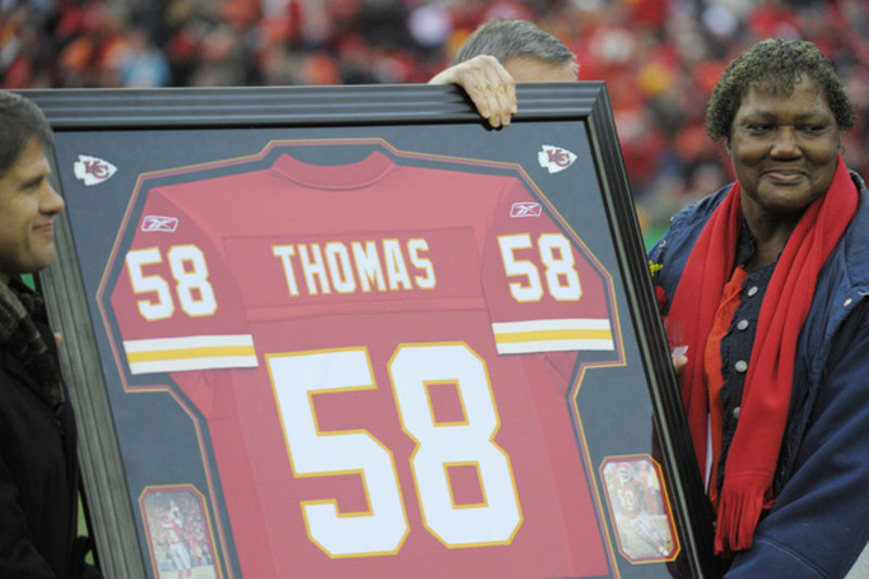 Derrick Thomas – Missouri Sports Hall of Fame