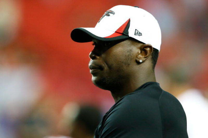 Julio Jones shoots down health concerns after officially joining