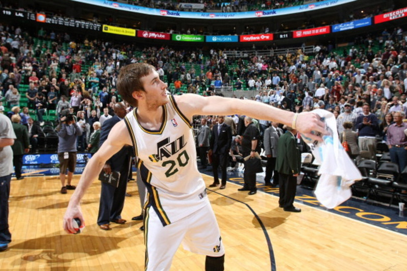 Jazz, Gordon Hayward continue to discuss contract extension, per reports 