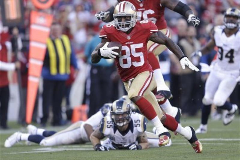 49ers tight end Vernon Davis says OTA absence is 'in best interest