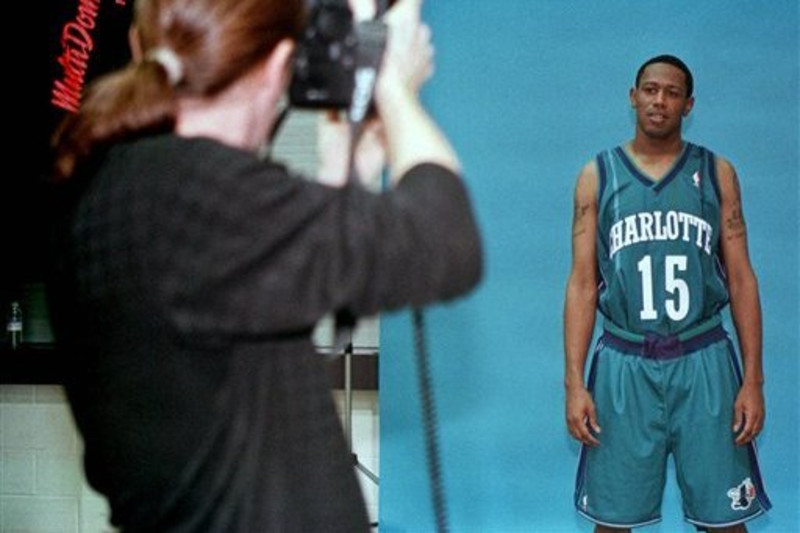 Charlotte unveils new Hornets logo and brand identity for 2014-15