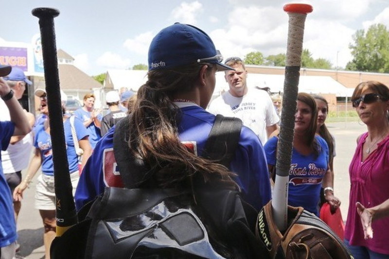 Female Little League World Series Star Mo'ne Davis Proud to Pave